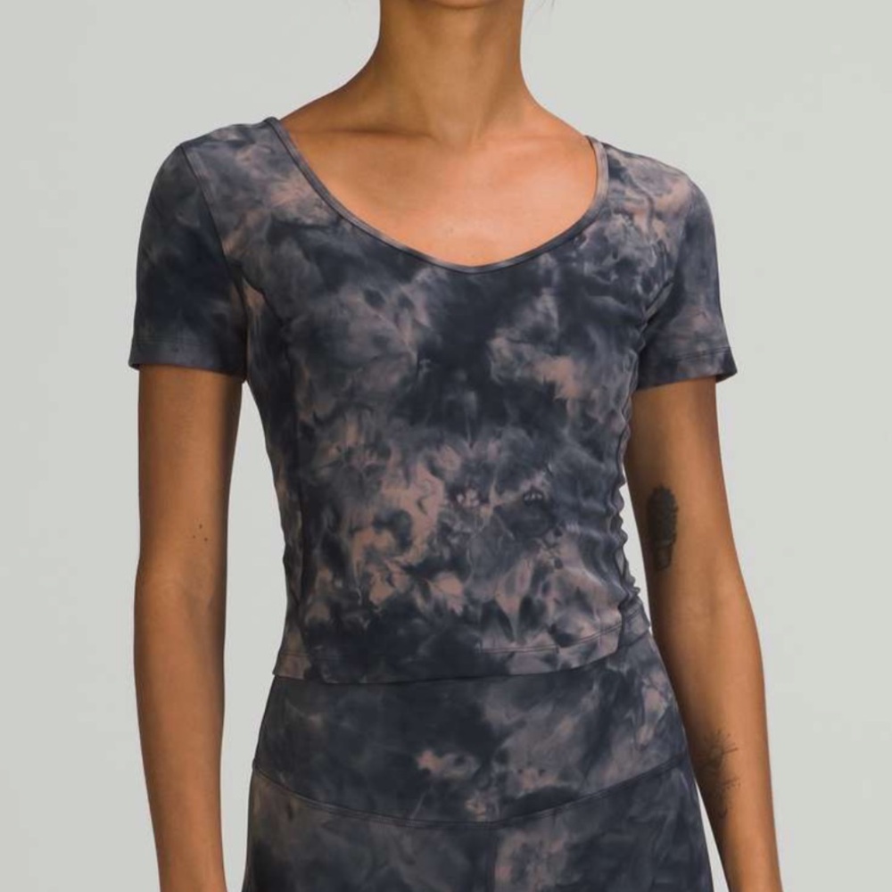 Lululemon Align Tee